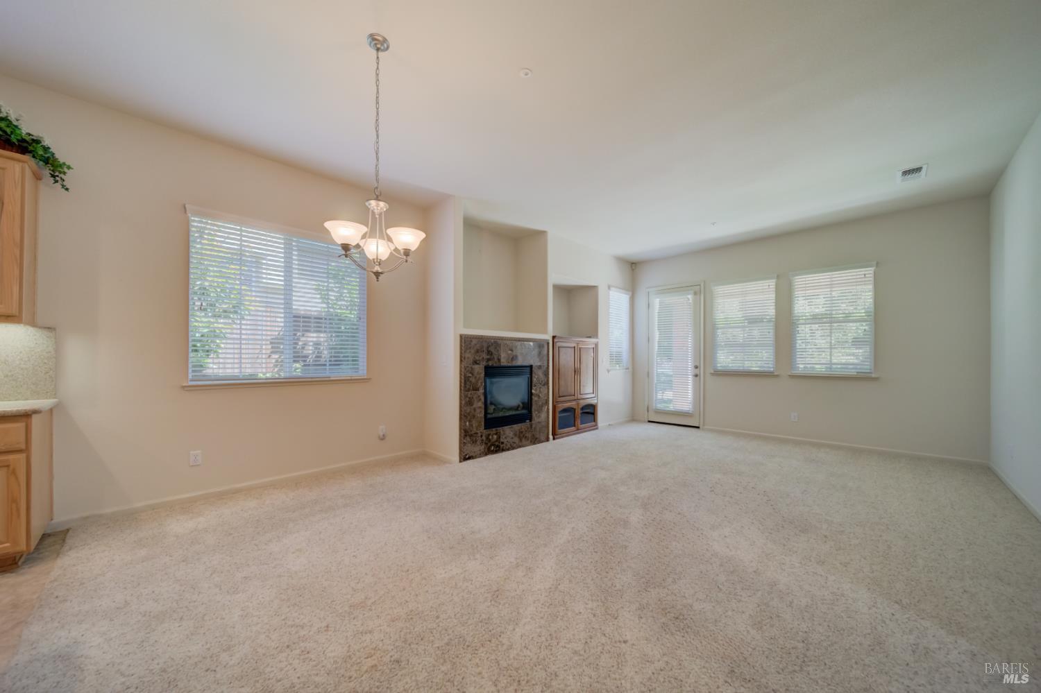 Detail Gallery Image 11 of 24 For 3262 Inwood Pl, Fairfield,  CA 94534 - 2 Beds | 2 Baths