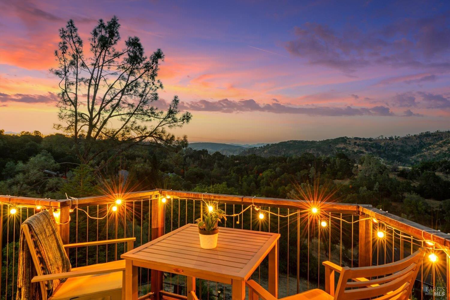 Detail Gallery Image 61 of 65 For 76 Sunnyhill Ln, Napa,  CA 94558 - 4 Beds | 2/1 Baths