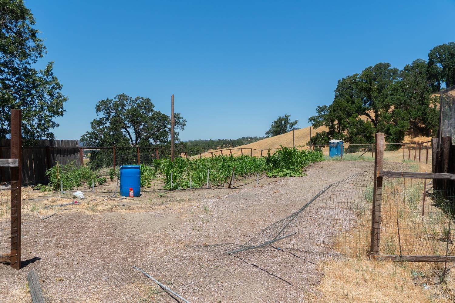 Detail Gallery Image 18 of 27 For 12206 Spruce Grove Rd, Lower Lake,  CA 95457 - 2 Beds | 1 Baths