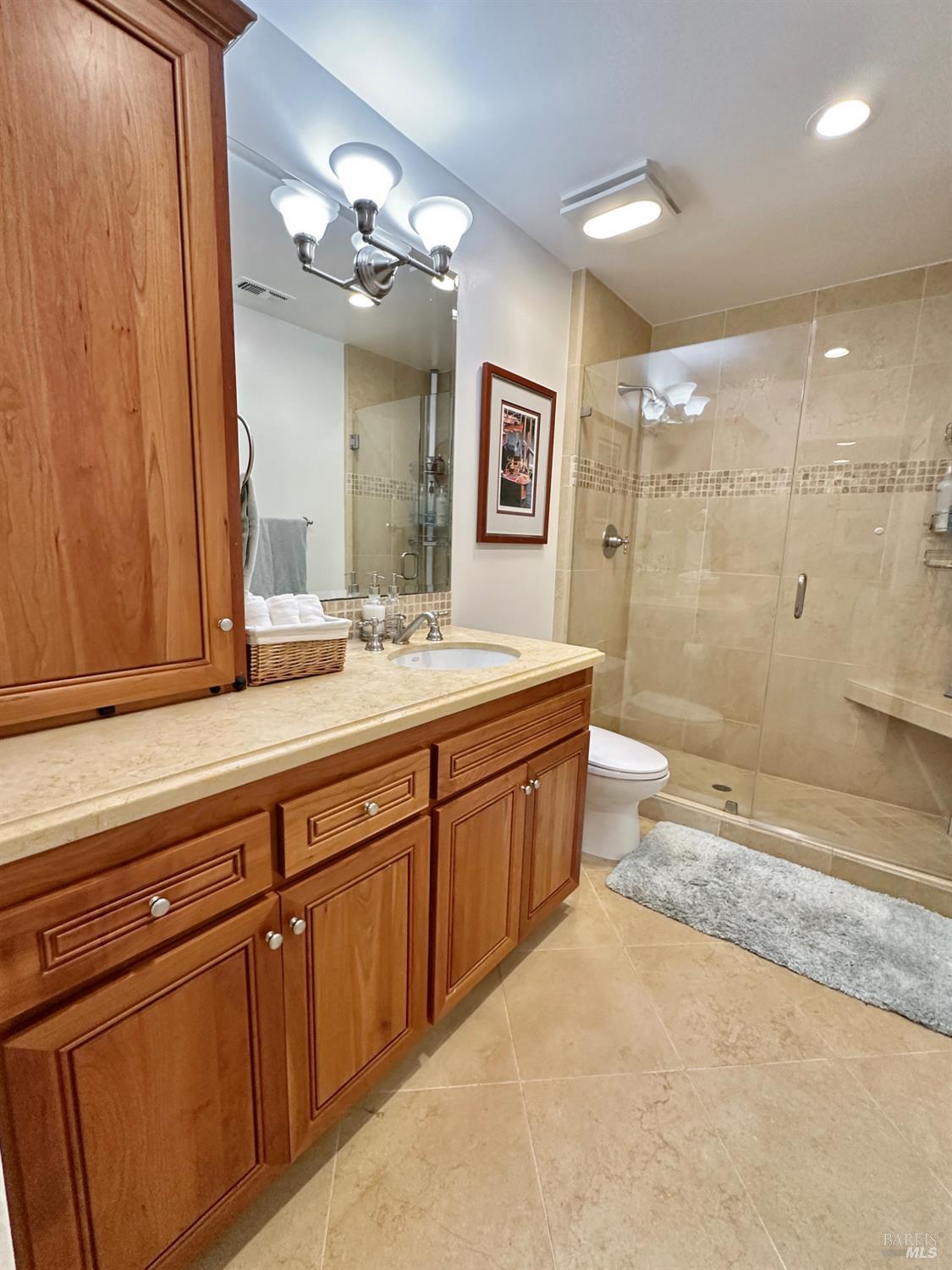 Detail Gallery Image 29 of 39 For 122 Edwards Ave, Sausalito,  CA 94965 - 3 Beds | 2/1 Baths