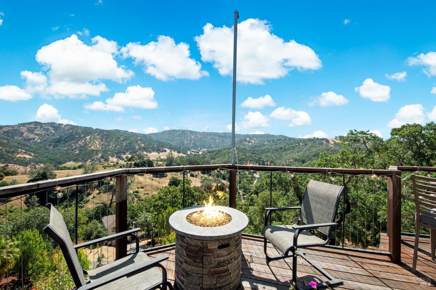 Detail Gallery Image 53 of 65 For 76 Sunnyhill Ln, Napa,  CA 94558 - 4 Beds | 2/1 Baths