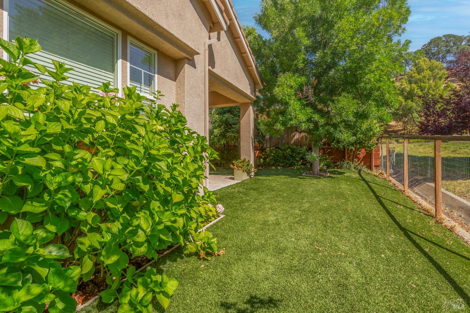 Detail Gallery Image 20 of 24 For 3262 Inwood Pl, Fairfield,  CA 94534 - 2 Beds | 2 Baths