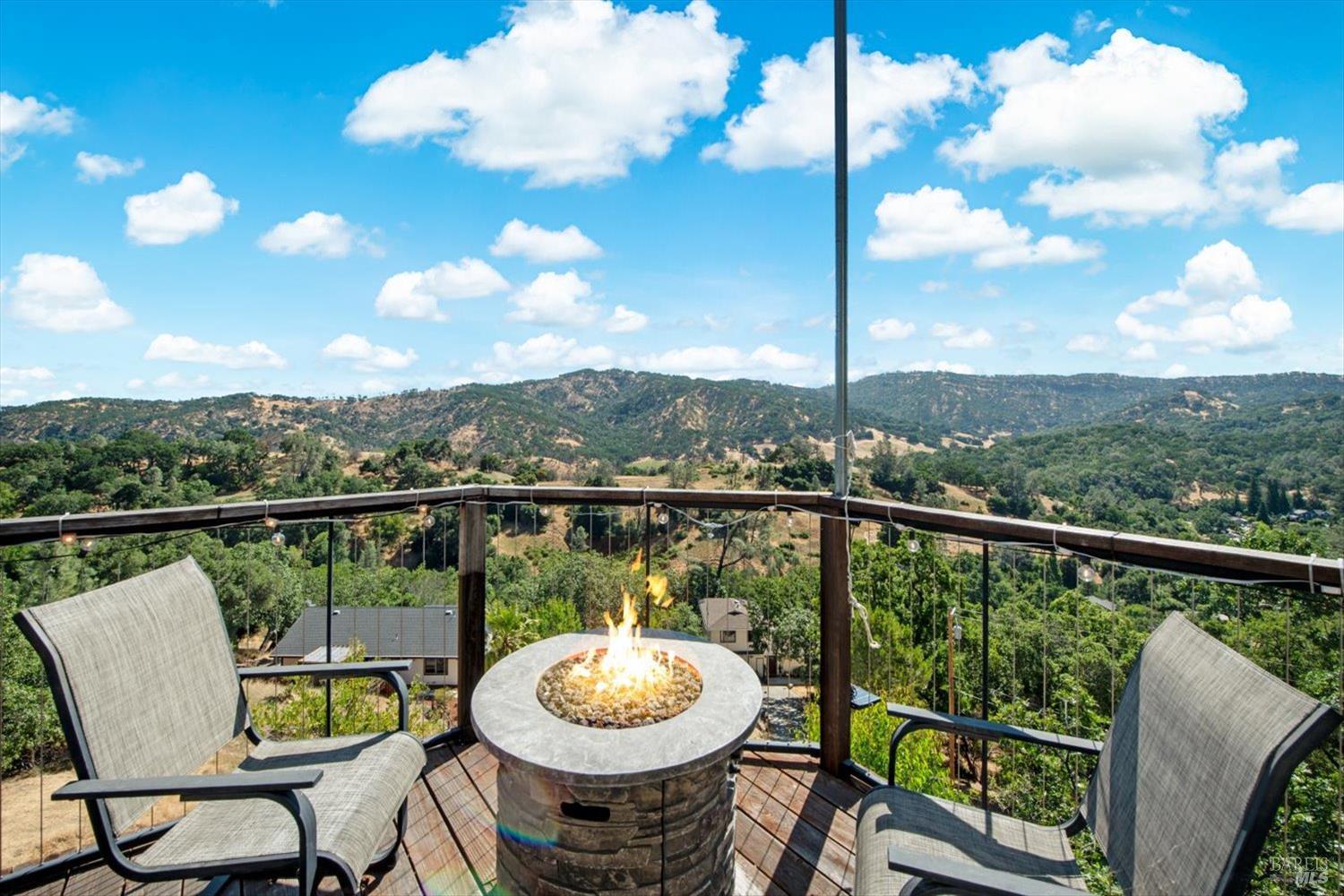 Detail Gallery Image 51 of 65 For 76 Sunnyhill Ln, Napa,  CA 94558 - 4 Beds | 2/1 Baths