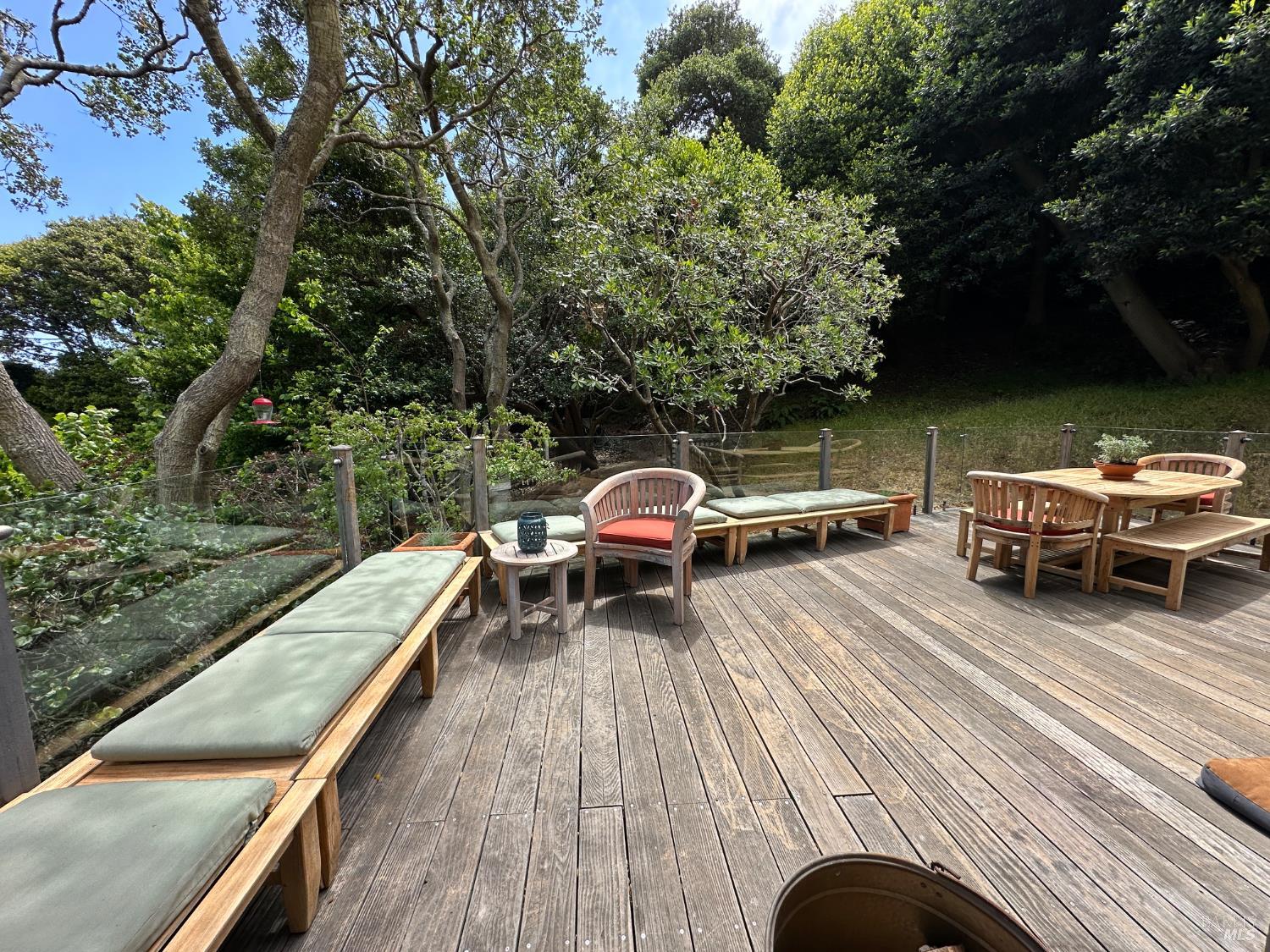 Detail Gallery Image 9 of 39 For 122 Edwards Ave, Sausalito,  CA 94965 - 3 Beds | 2/1 Baths