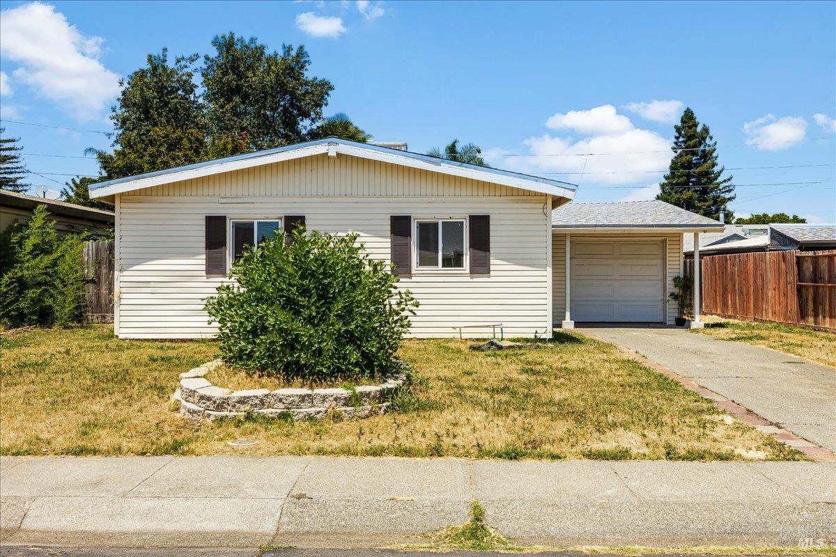 Deodara Street, Vacaville, California image 1