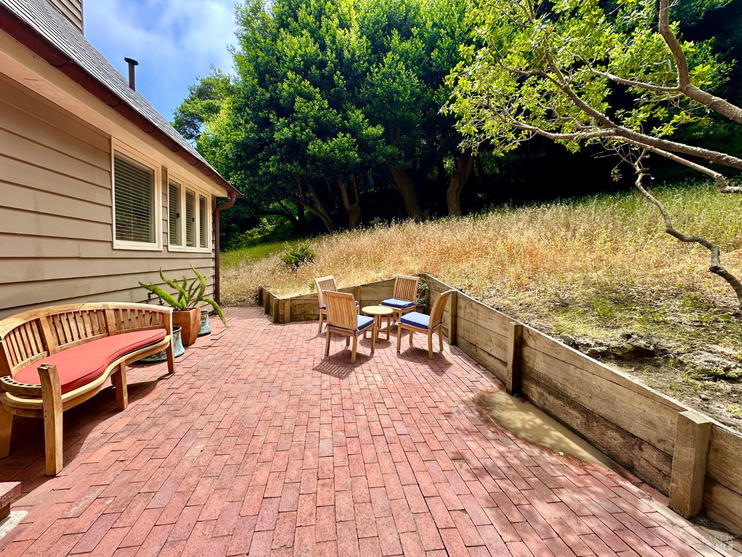 Detail Gallery Image 35 of 39 For 122 Edwards Ave, Sausalito,  CA 94965 - 3 Beds | 2/1 Baths