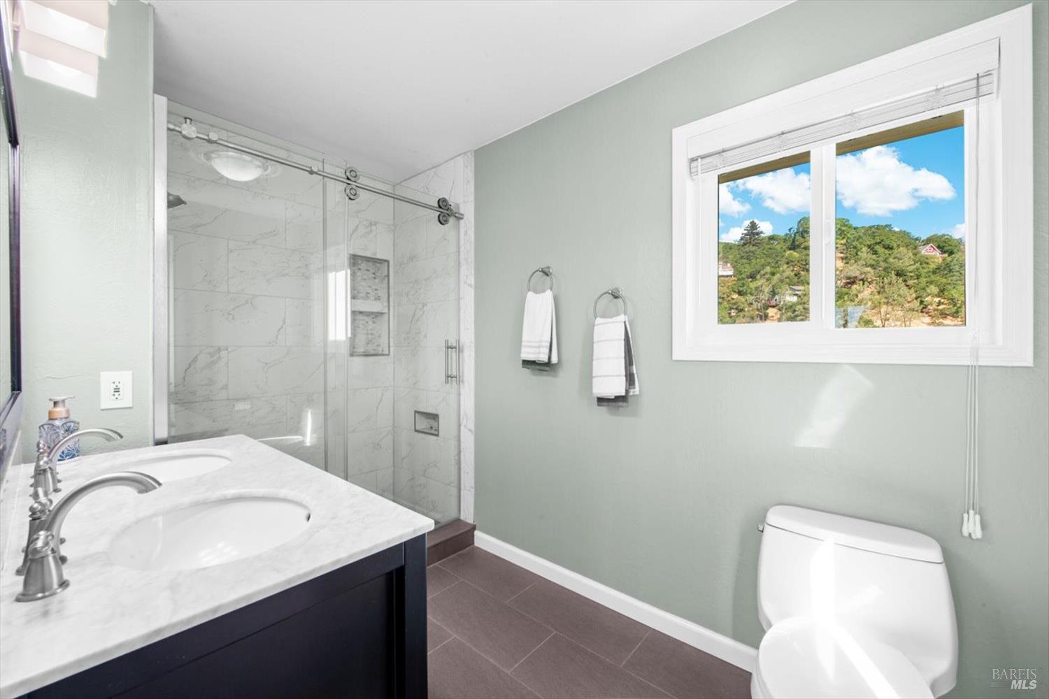 Detail Gallery Image 25 of 65 For 76 Sunnyhill Ln, Napa,  CA 94558 - 4 Beds | 2/1 Baths