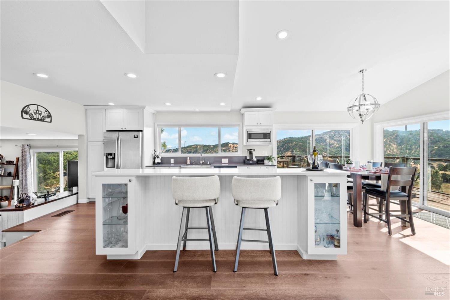 Detail Gallery Image 3 of 65 For 76 Sunnyhill Ln, Napa,  CA 94558 - 4 Beds | 2/1 Baths