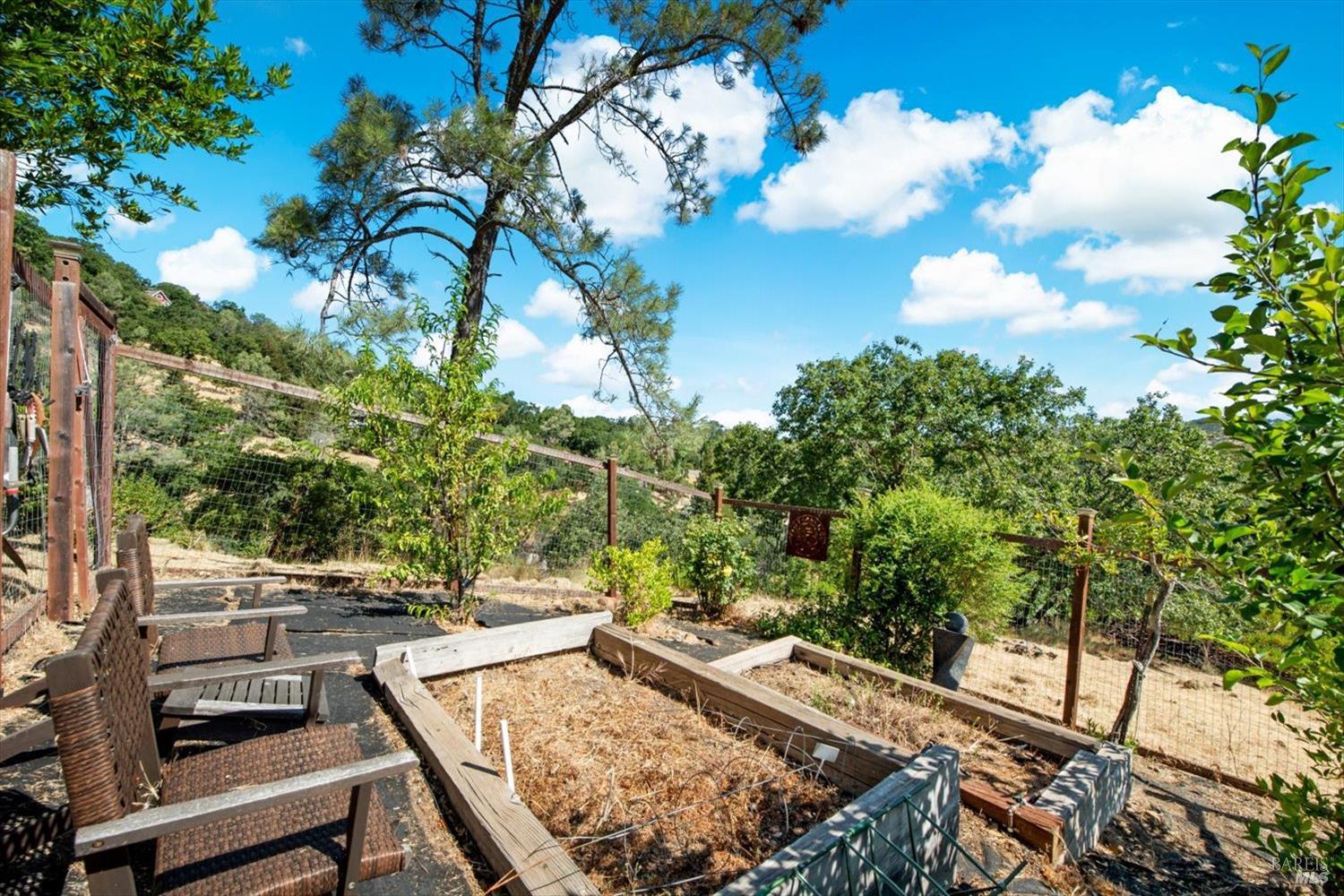 Detail Gallery Image 49 of 65 For 76 Sunnyhill Ln, Napa,  CA 94558 - 4 Beds | 2/1 Baths