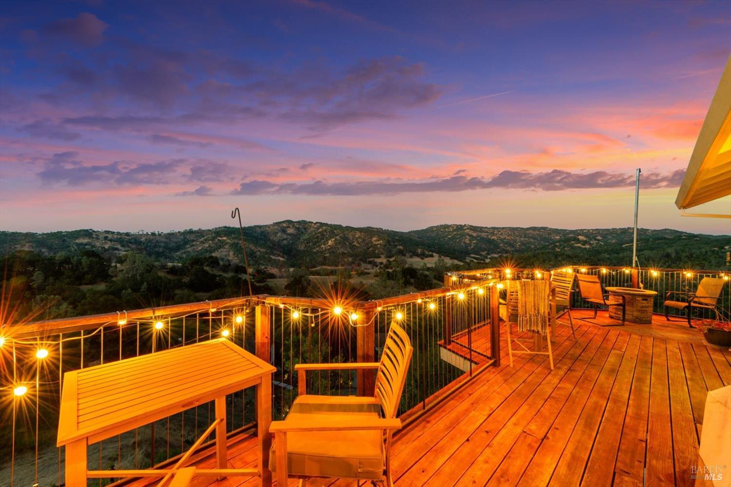 Detail Gallery Image 5 of 65 For 76 Sunnyhill Ln, Napa,  CA 94558 - 4 Beds | 2/1 Baths