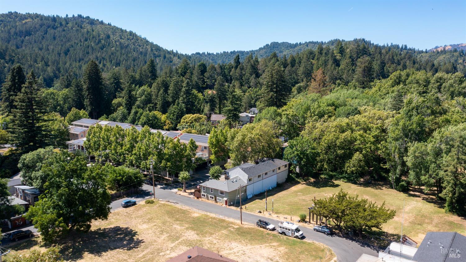 Detail Gallery Image 3 of 37 For 16352 5th St, Guerneville,  CA 95446 - – Beds | – Baths