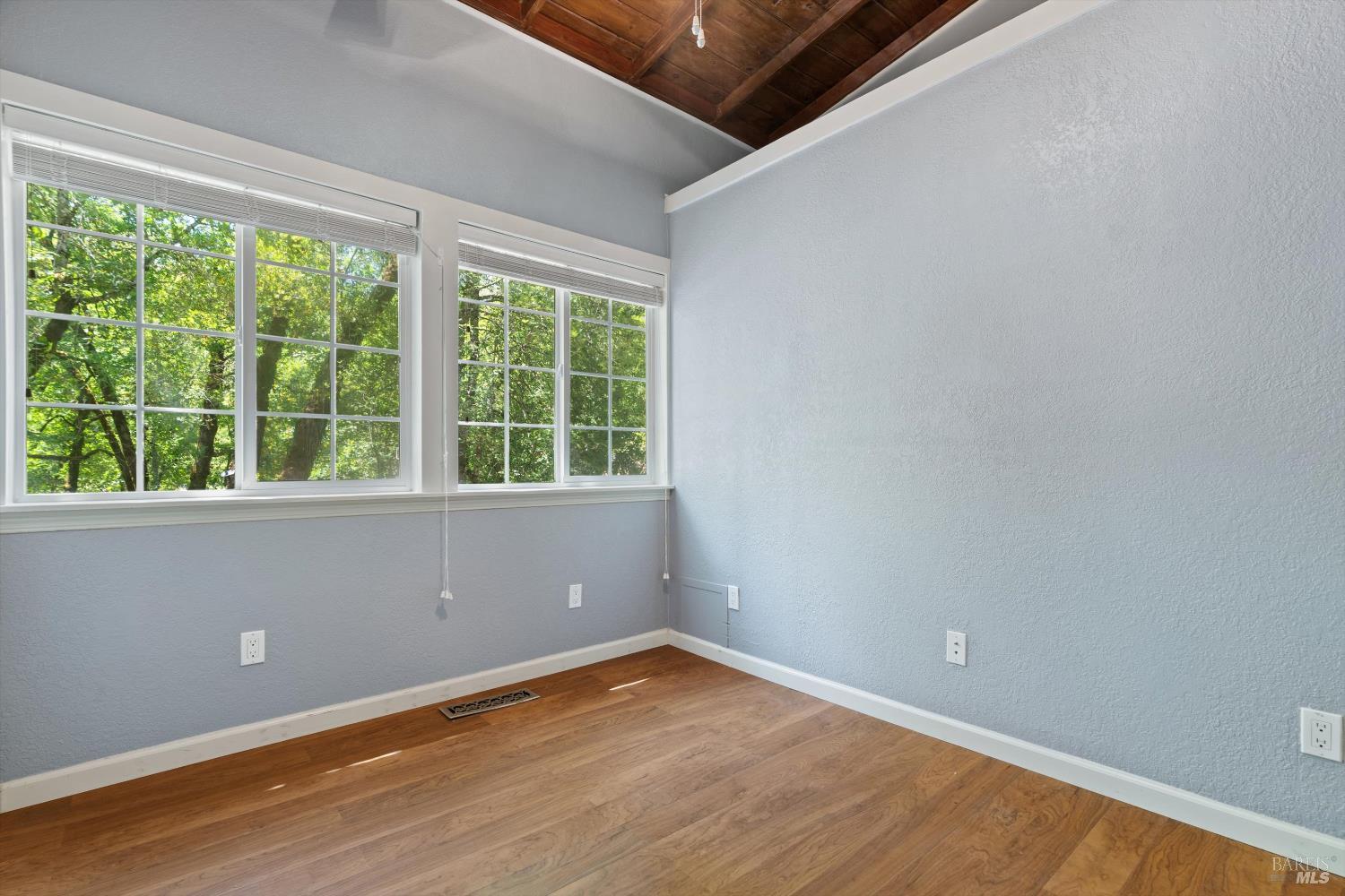 Detail Gallery Image 10 of 25 For 1821 Adobe Canyon Rd, Kenwood,  CA 95452 - 2 Beds | 1/1 Baths