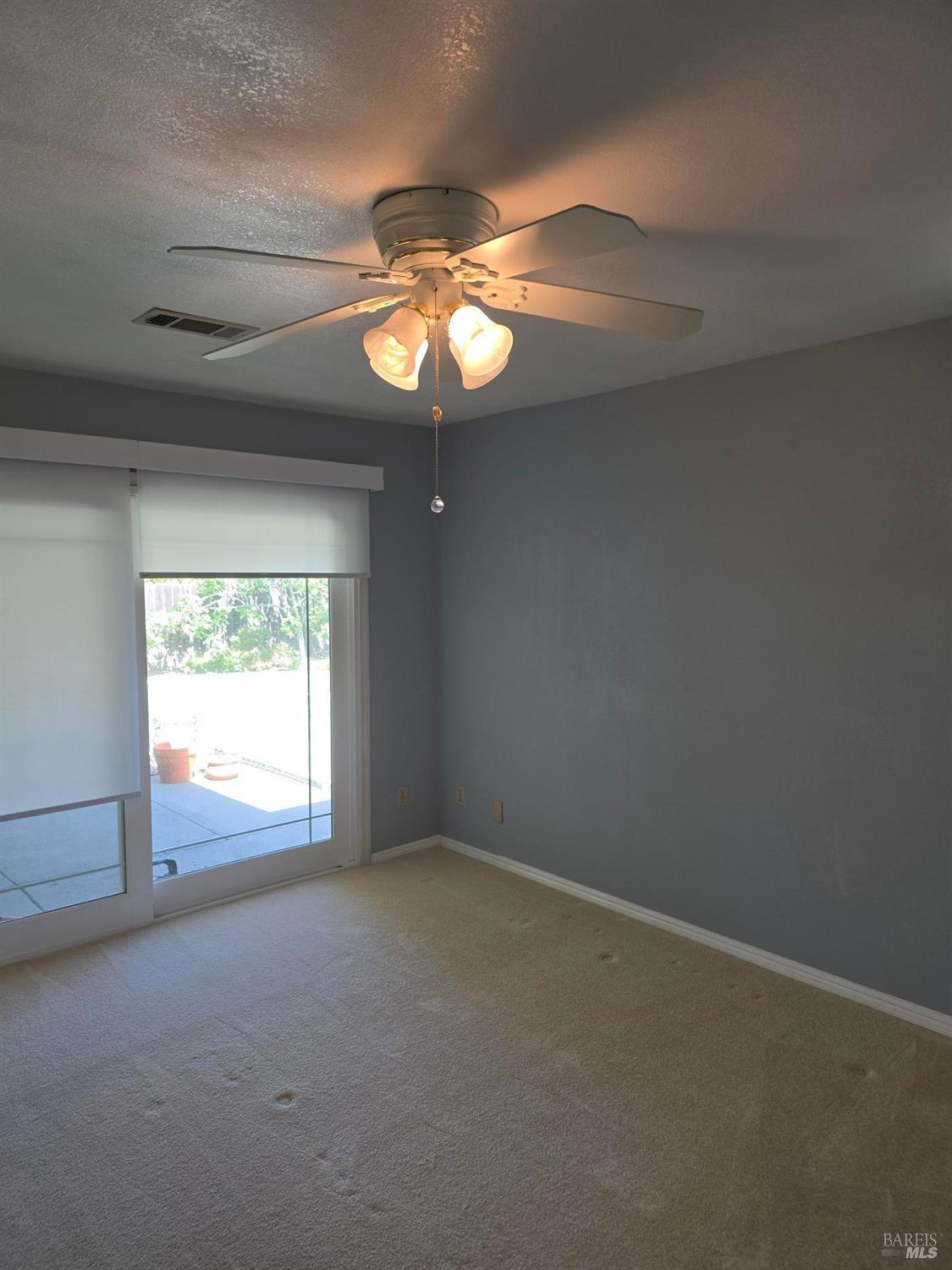 Detail Gallery Image 11 of 28 For 1781 Larkin Dr, Fairfield,  CA 94534 - 3 Beds | 2 Baths