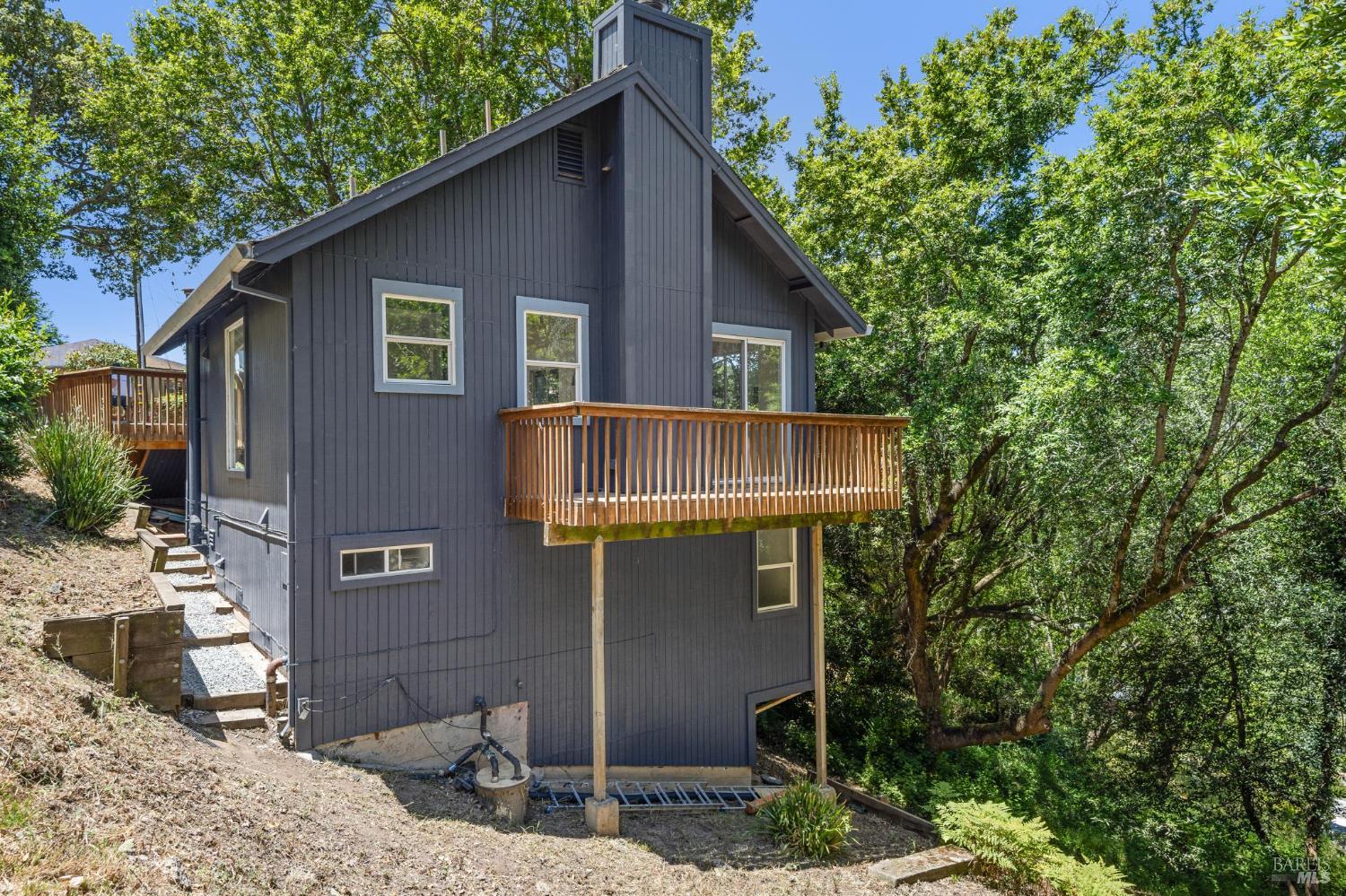 Detail Gallery Image 28 of 31 For 406 Wellesley Ct, Mill Valley,  CA 94941 - 2 Beds | 1/1 Baths