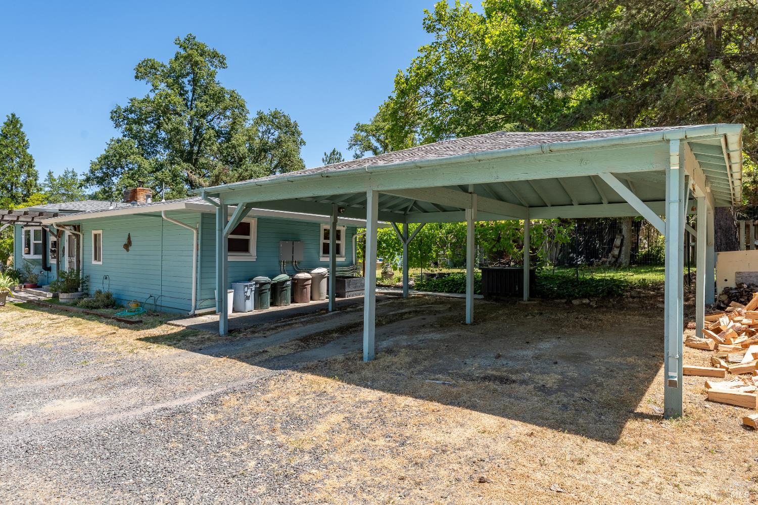 Detail Gallery Image 14 of 70 For 2261 Valley Rd, Willits,  CA 95490 - 3 Beds | 2 Baths
