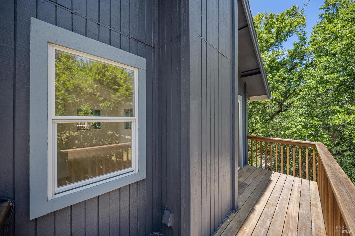 Detail Gallery Image 29 of 31 For 406 Wellesley Ct, Mill Valley,  CA 94941 - 2 Beds | 1/1 Baths