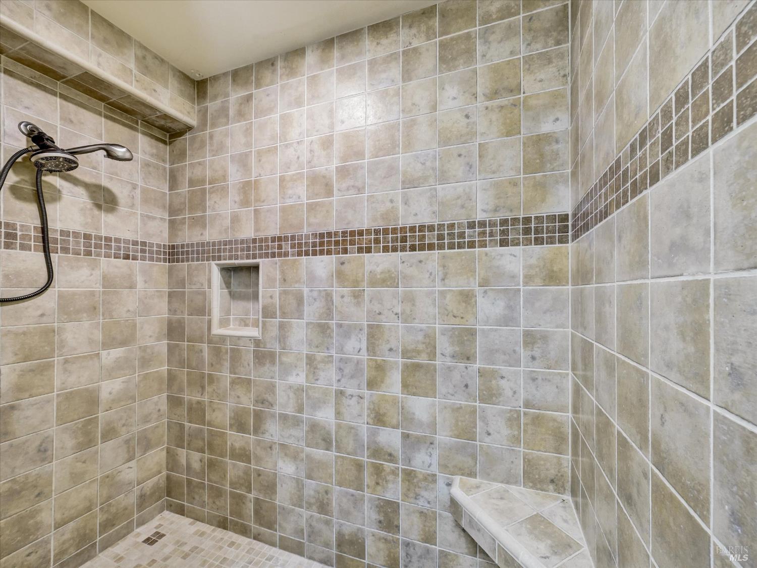 Detail Gallery Image 25 of 35 For 566 Este Madera Dr, Sonoma,  CA 95476 - 3 Beds | 2 Baths