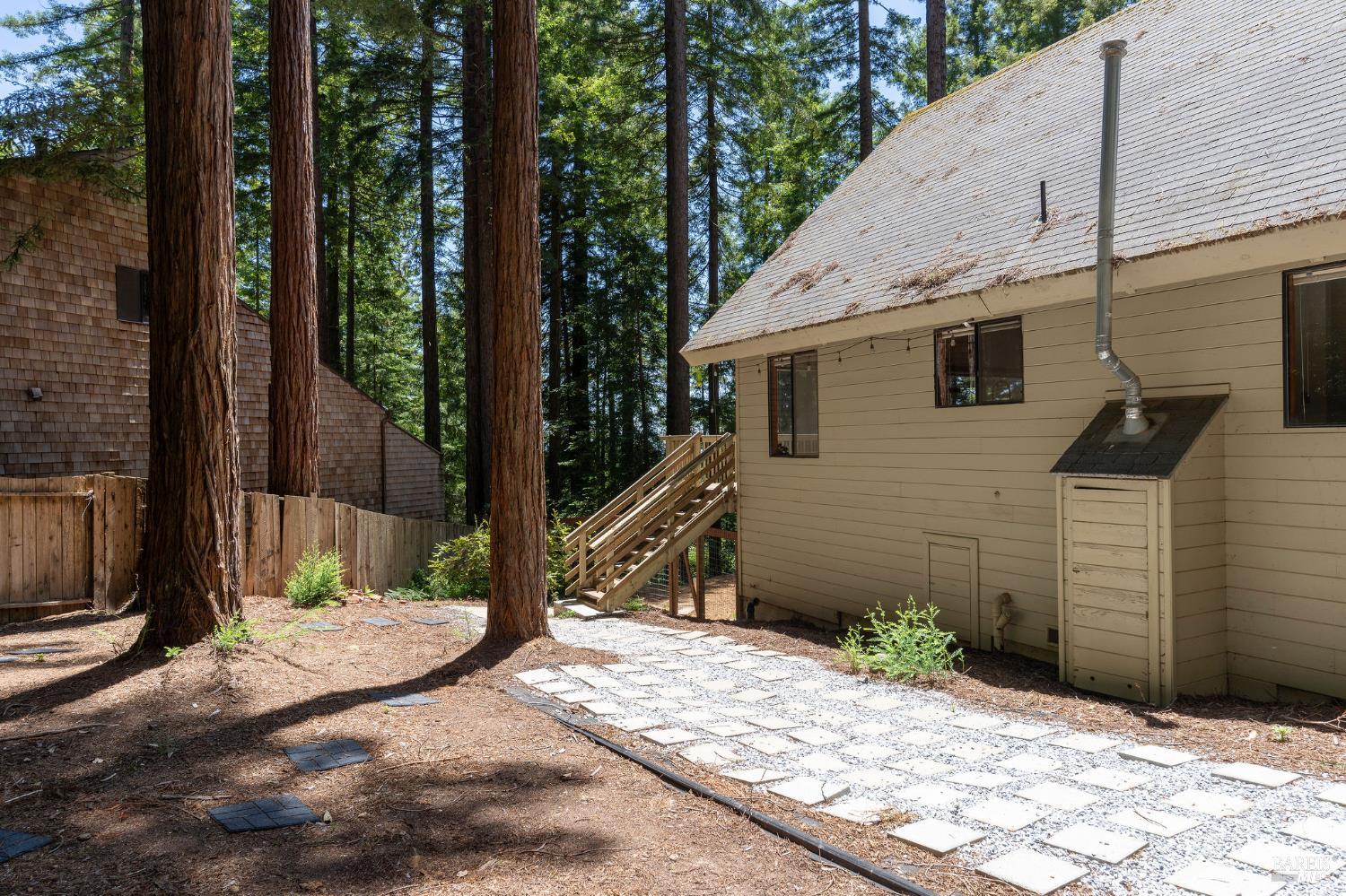 Detail Gallery Image 27 of 28 For 38051 Ocean Ridge Dr, Gualala,  CA 95445 - 2 Beds | 2 Baths