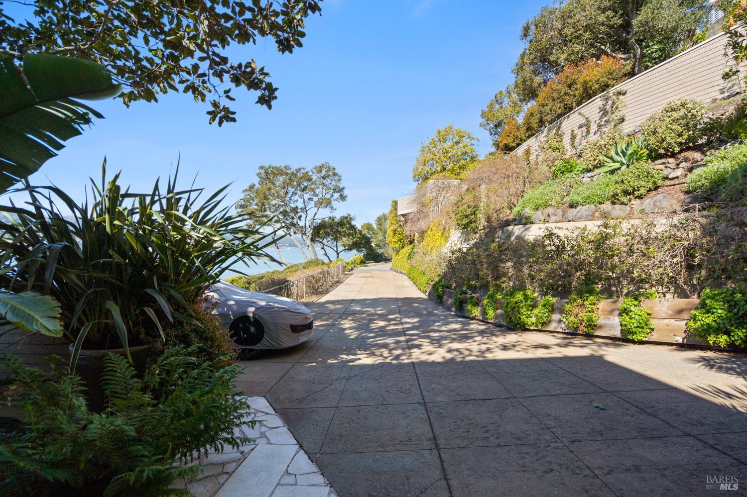 Detail Gallery Image 9 of 10 For 333 Belvedere Ave, Belvedere,  CA 94920 - – Beds | – Baths