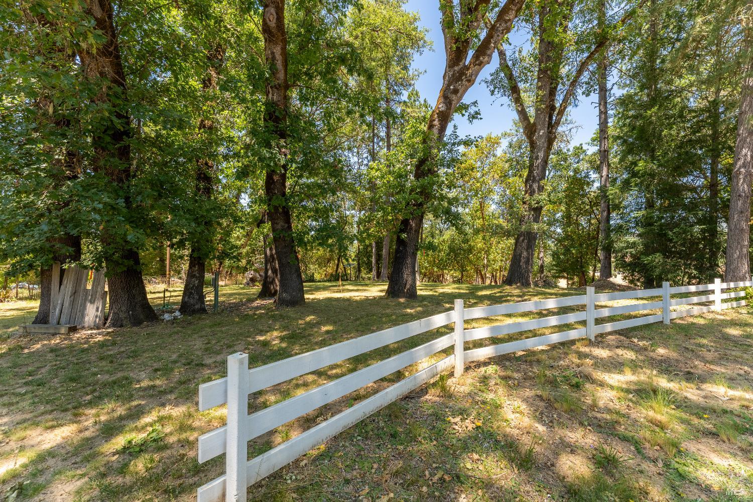 Detail Gallery Image 43 of 70 For 2261 Valley Rd, Willits,  CA 95490 - 3 Beds | 2 Baths
