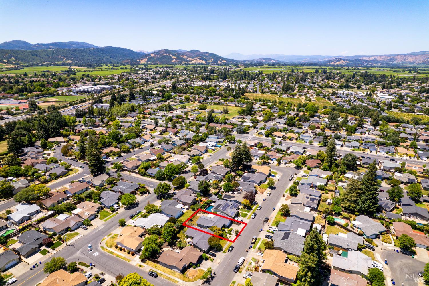 Detail Gallery Image 36 of 37 For 3817 Yosemite St, Napa,  CA 94558 - 4 Beds | 2 Baths