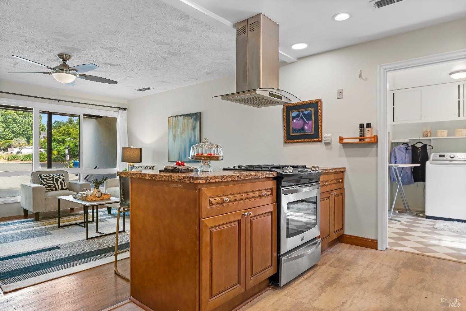 Detail Gallery Image 26 of 65 For 2401 Alameda St, Vallejo,  CA 94590 - 3 Beds | 2 Baths