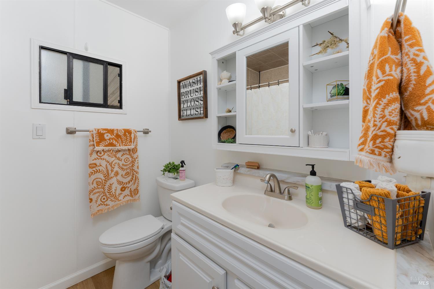 Detail Gallery Image 41 of 70 For 2261 Valley Rd, Willits,  CA 95490 - 3 Beds | 2 Baths