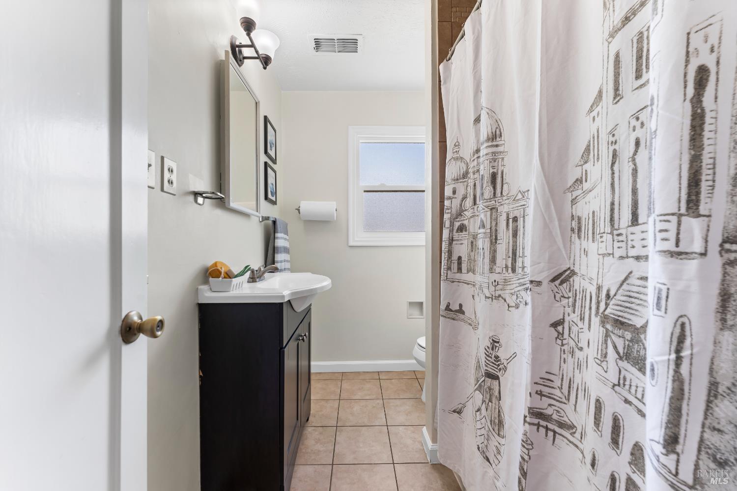Detail Gallery Image 51 of 65 For 2401 Alameda St, Vallejo,  CA 94590 - 3 Beds | 2 Baths
