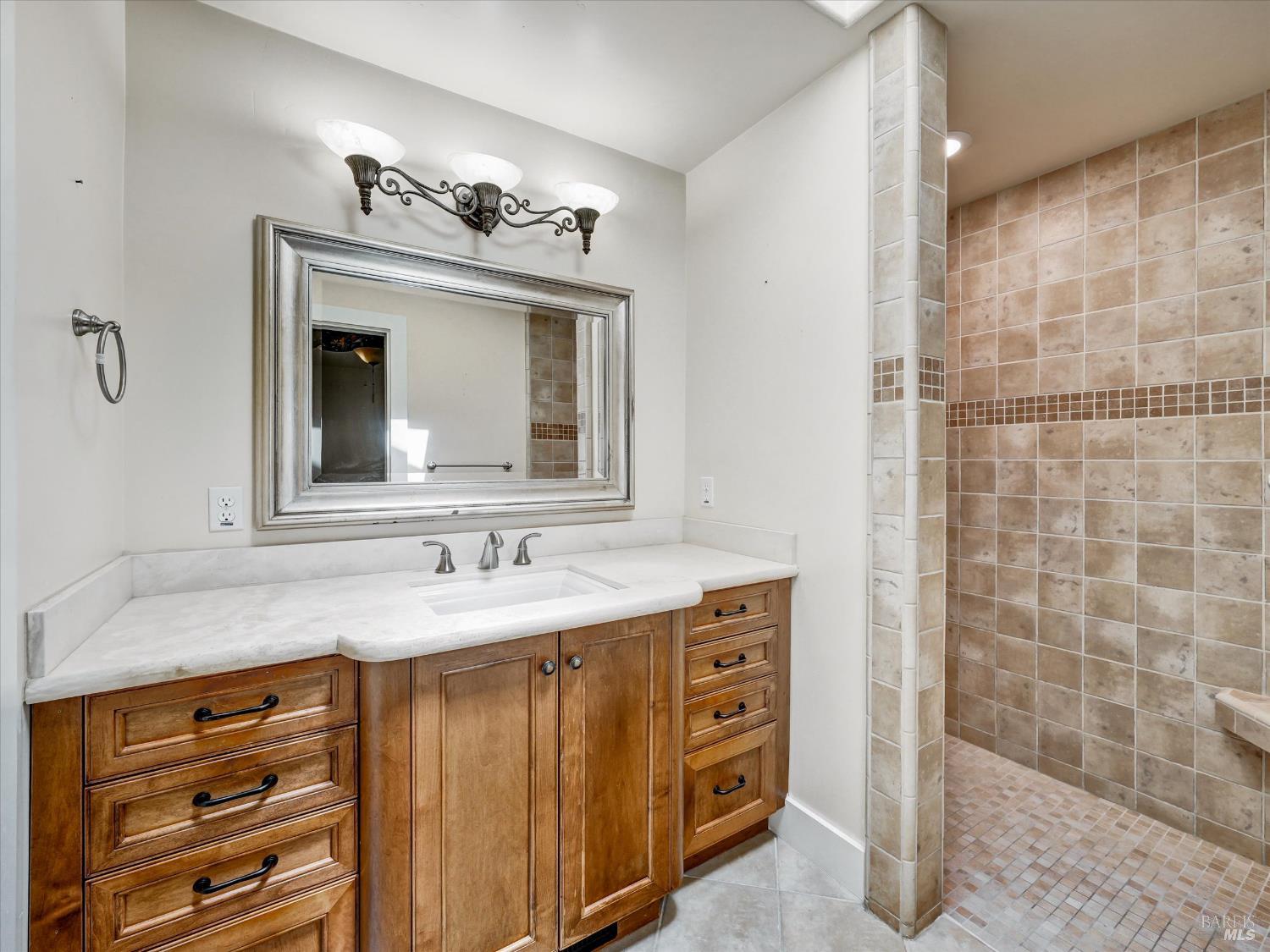 Detail Gallery Image 24 of 35 For 566 Este Madera Dr, Sonoma,  CA 95476 - 3 Beds | 2 Baths