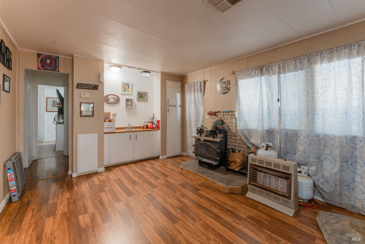 Detail Gallery Image 25 of 70 For 2261 Valley Rd, Willits,  CA 95490 - 3 Beds | 2 Baths
