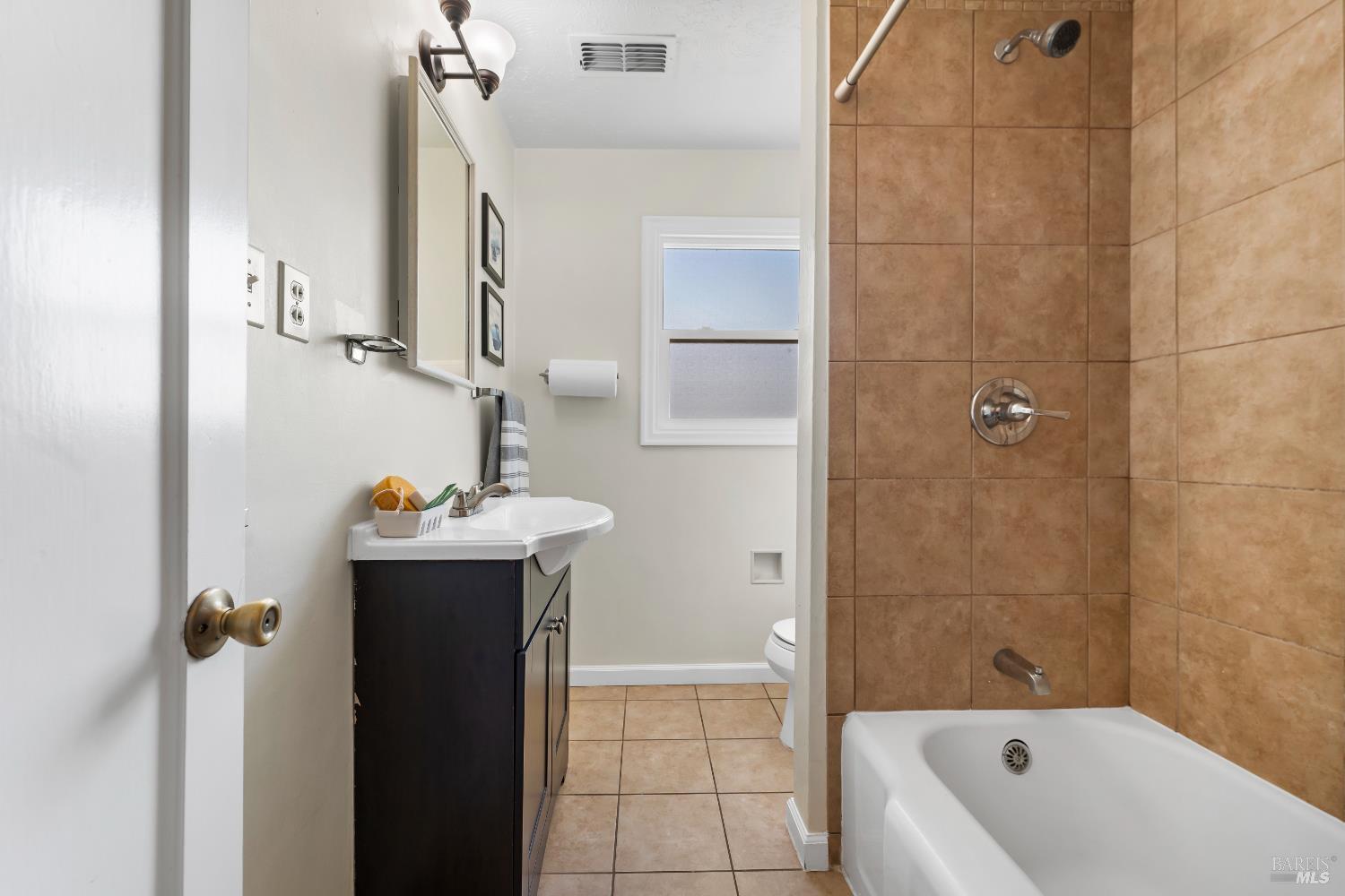 Detail Gallery Image 52 of 65 For 2401 Alameda St, Vallejo,  CA 94590 - 3 Beds | 2 Baths