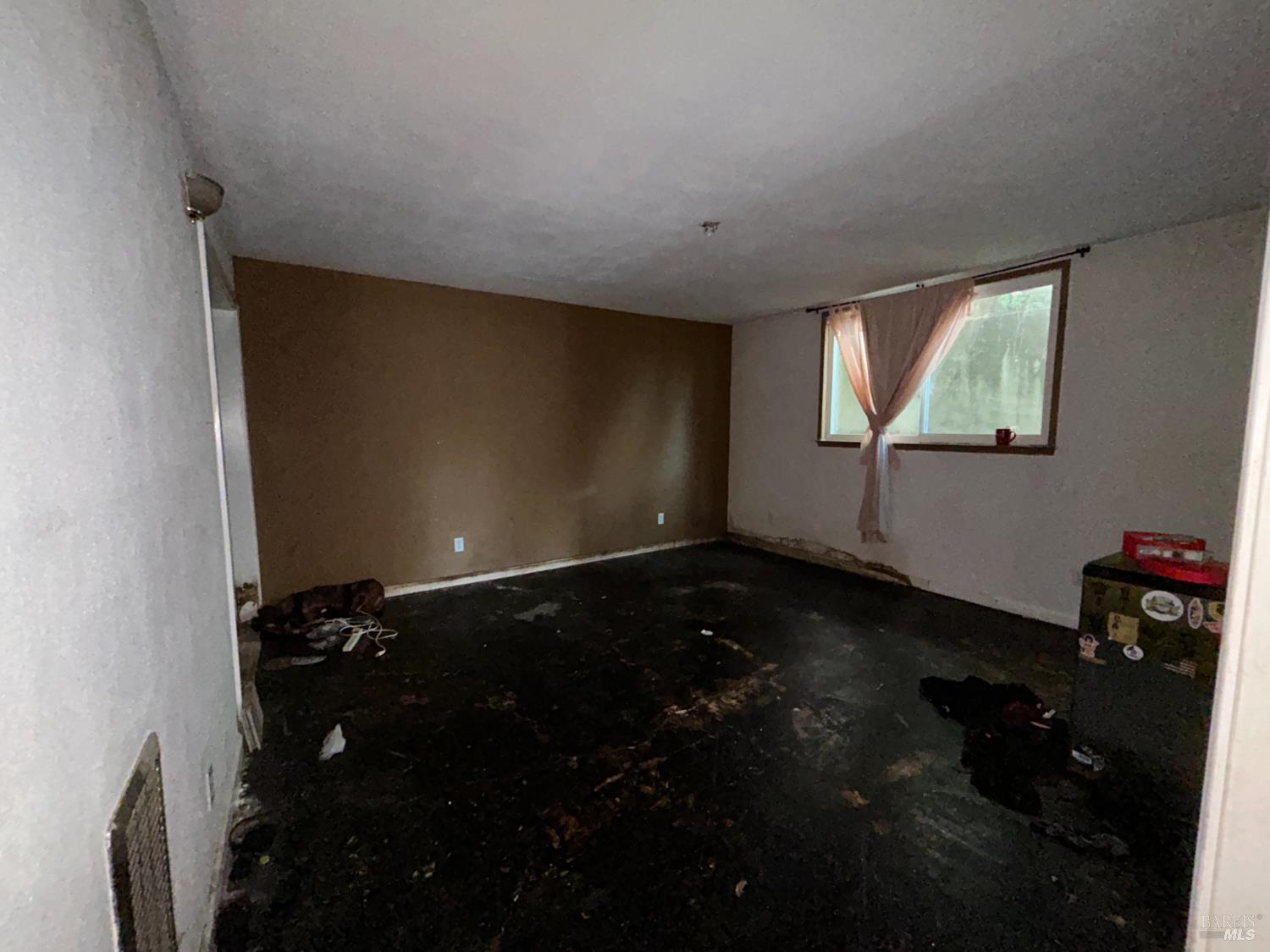 Detail Gallery Image 6 of 26 For Address Is Not Disclosed, Redding,  CA 96001 - 4 Beds | 2 Baths