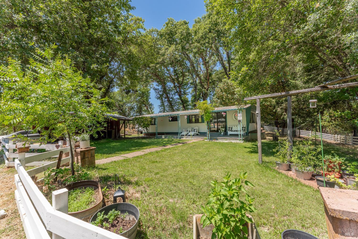 Detail Gallery Image 30 of 70 For 2261 Valley Rd, Willits,  CA 95490 - 3 Beds | 2 Baths