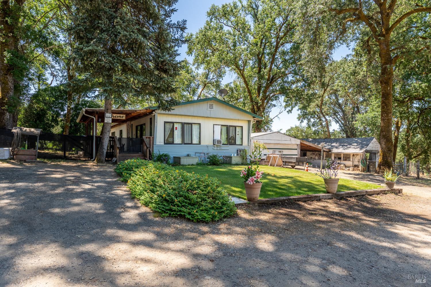 Detail Gallery Image 21 of 70 For 2261 Valley Rd, Willits,  CA 95490 - 3 Beds | 2 Baths