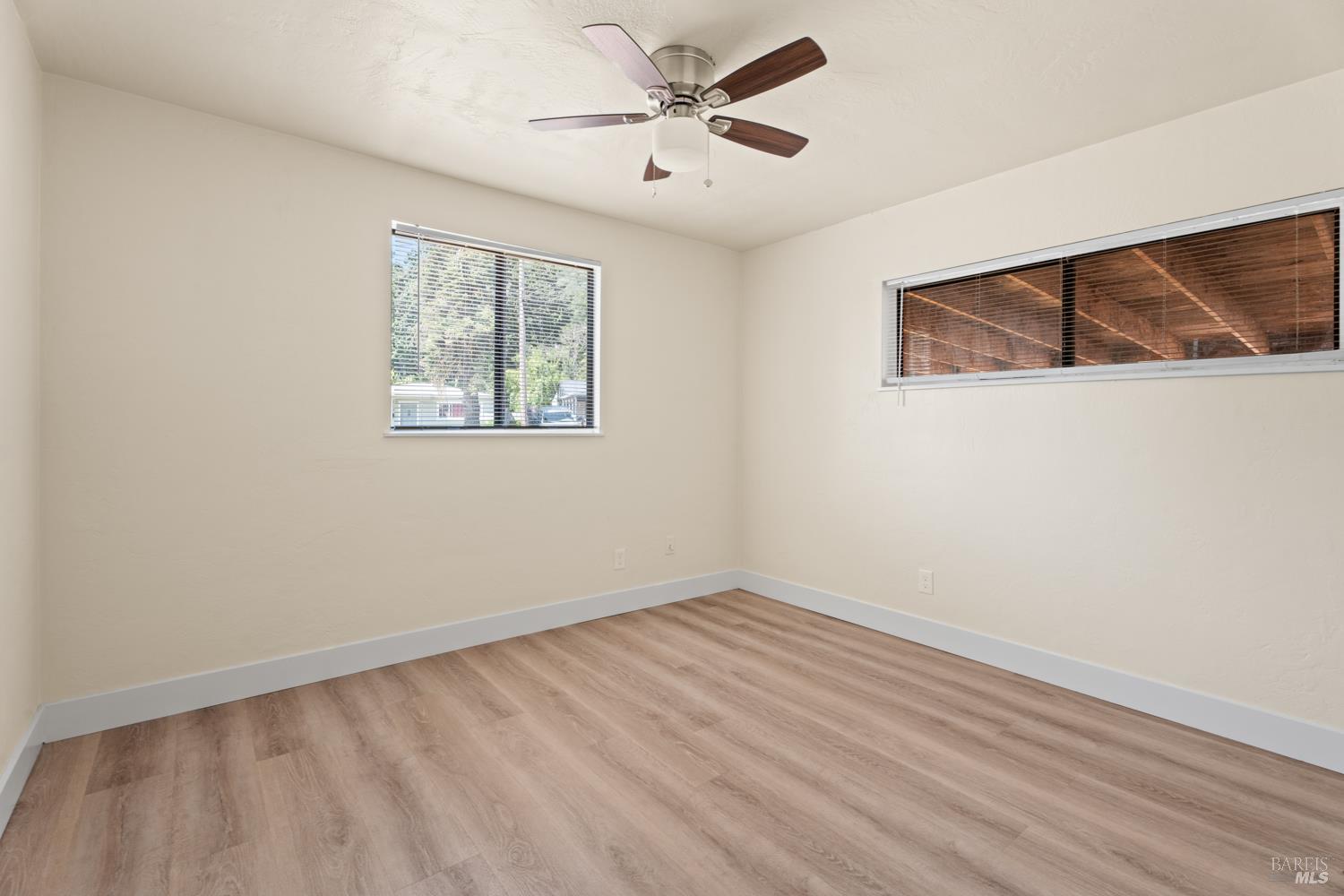 Detail Gallery Image 8 of 26 For 101 Faull Ave, Ukiah,  CA 95482 - 3 Beds | 1 Baths