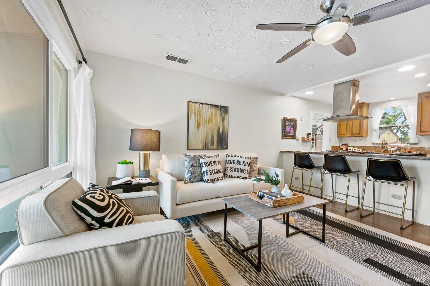 Detail Gallery Image 17 of 65 For 2401 Alameda St, Vallejo,  CA 94590 - 3 Beds | 2 Baths