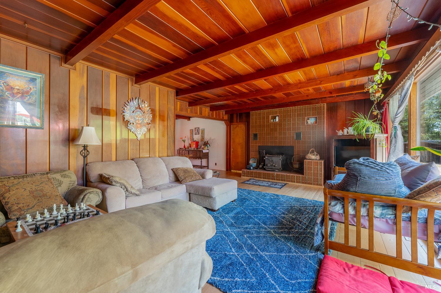 Detail Gallery Image 6 of 70 For 2261 Valley Rd, Willits,  CA 95490 - 3 Beds | 2 Baths