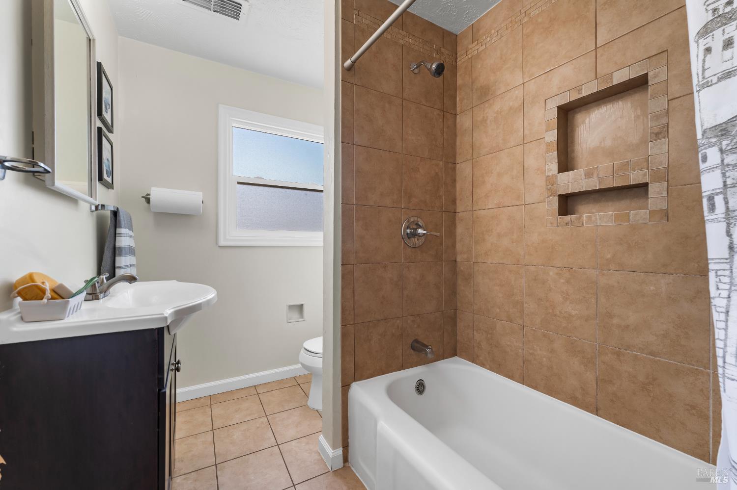 Detail Gallery Image 53 of 65 For 2401 Alameda St, Vallejo,  CA 94590 - 3 Beds | 2 Baths