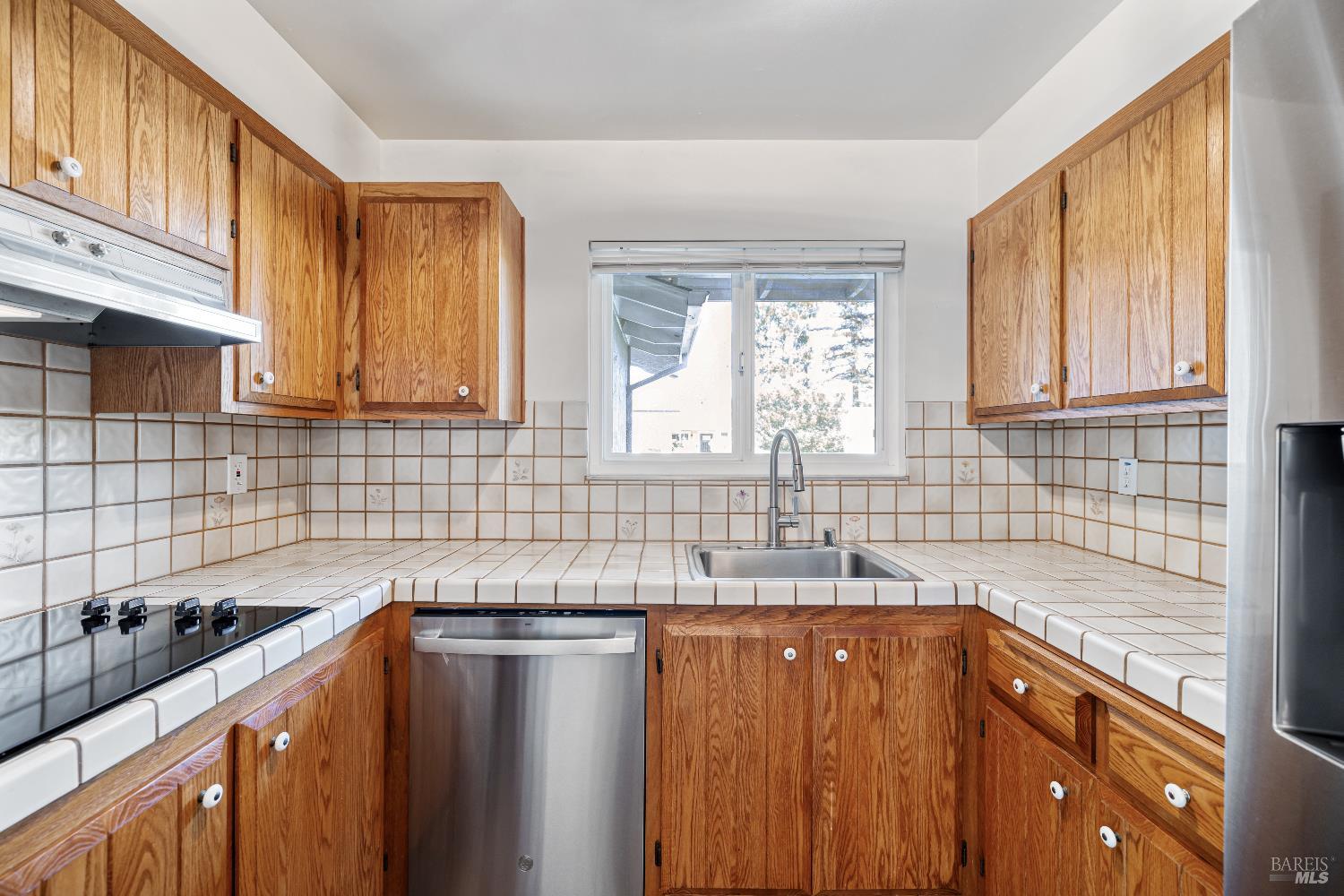 Detail Gallery Image 13 of 37 For 3817 Yosemite St, Napa,  CA 94558 - 4 Beds | 2 Baths