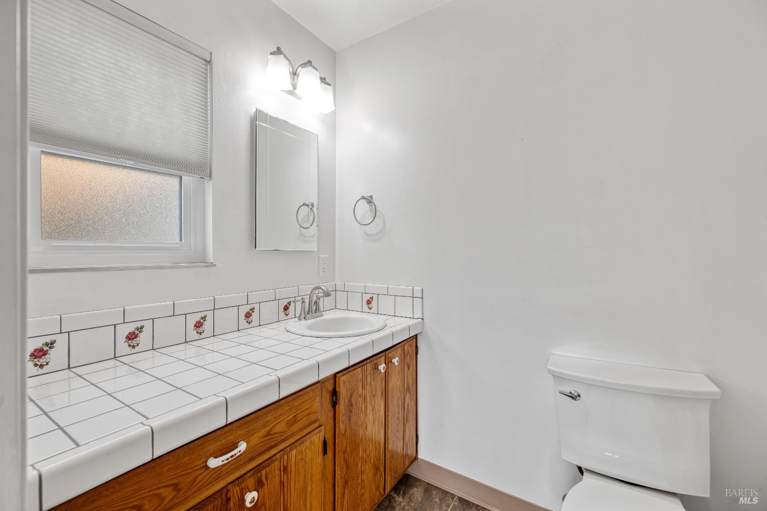 Detail Gallery Image 27 of 37 For 3817 Yosemite St, Napa,  CA 94558 - 4 Beds | 2 Baths