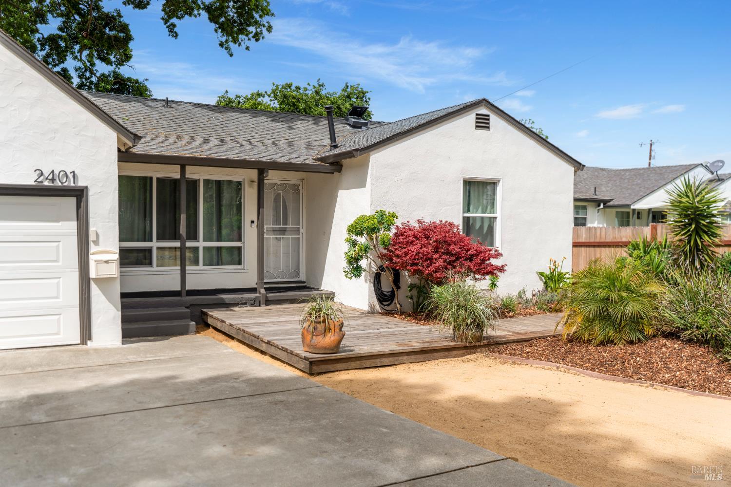 Detail Gallery Image 10 of 65 For 2401 Alameda St, Vallejo,  CA 94590 - 3 Beds | 2 Baths