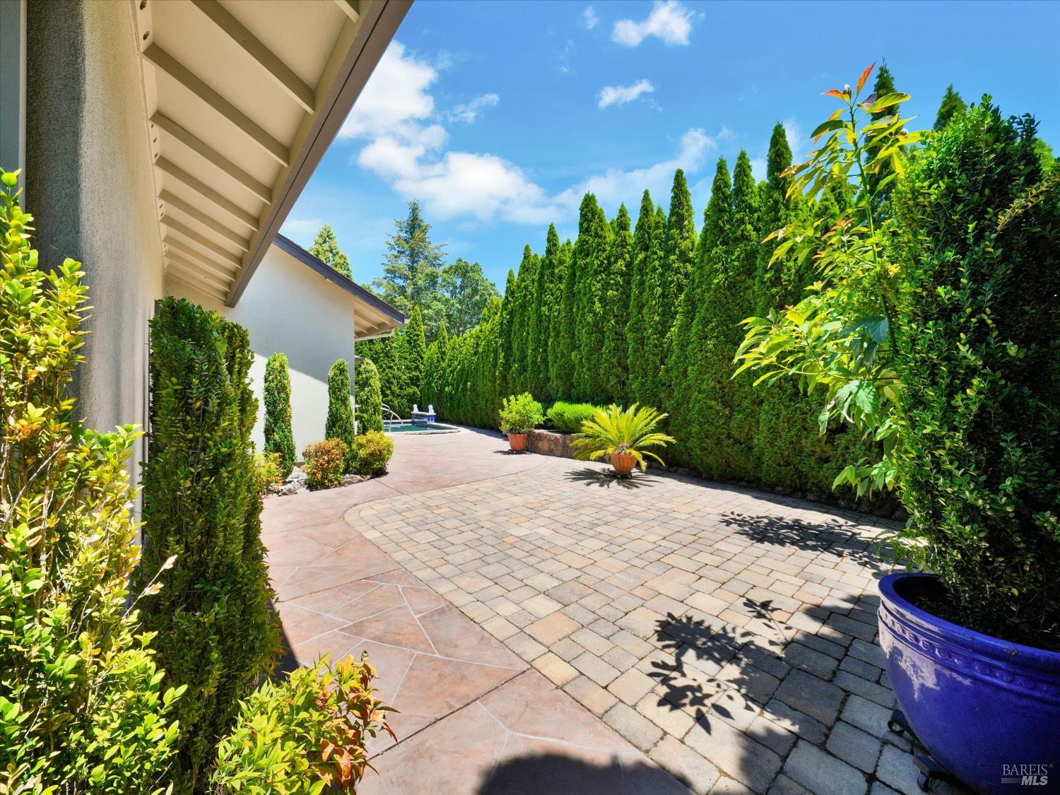Detail Gallery Image 29 of 35 For 566 Este Madera Dr, Sonoma,  CA 95476 - 3 Beds | 2 Baths