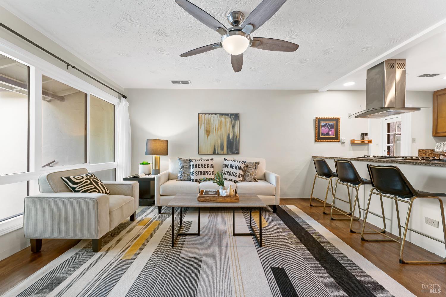 Detail Gallery Image 16 of 65 For 2401 Alameda St, Vallejo,  CA 94590 - 3 Beds | 2 Baths