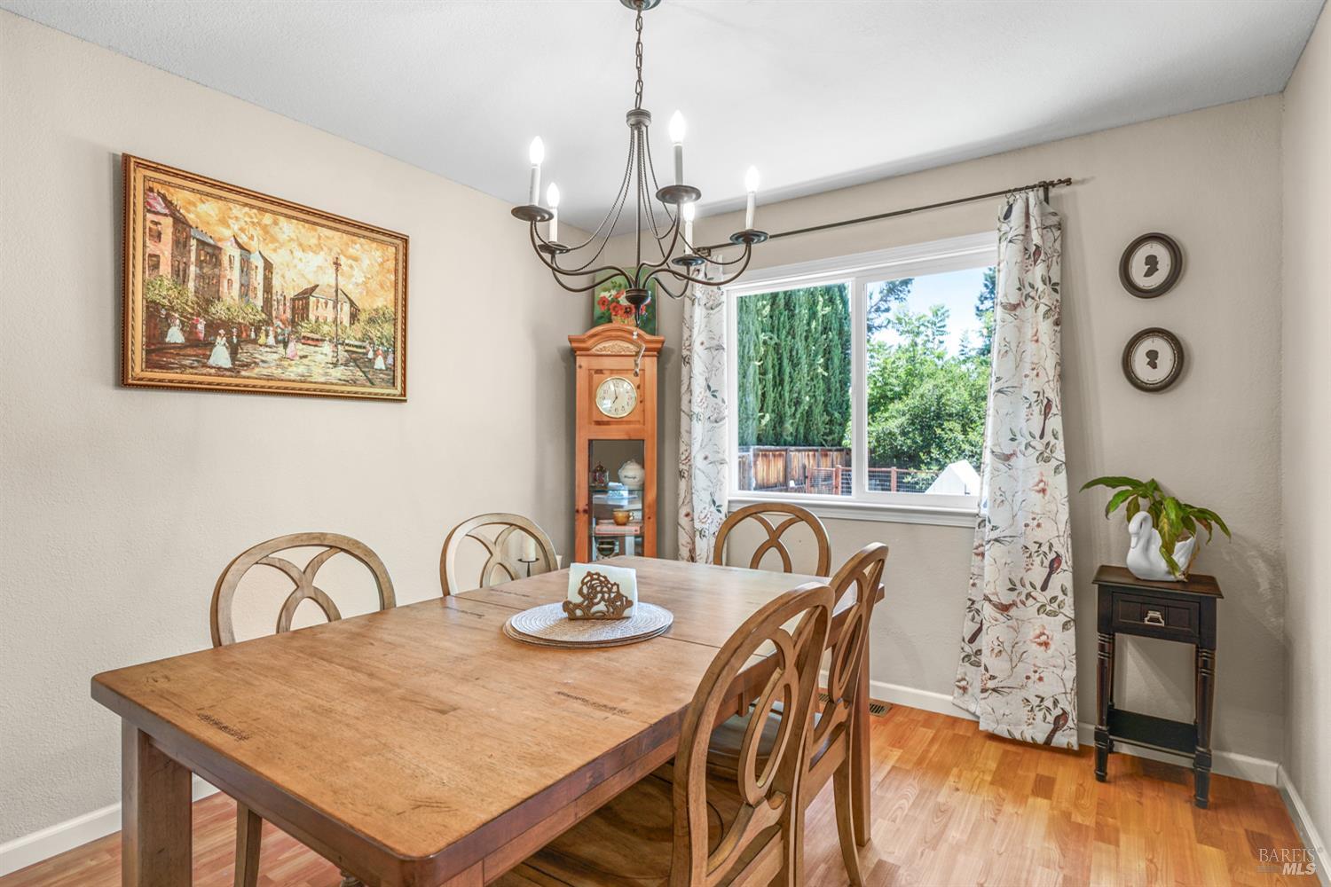 Evergreen Drive, Vacaville, California image 12