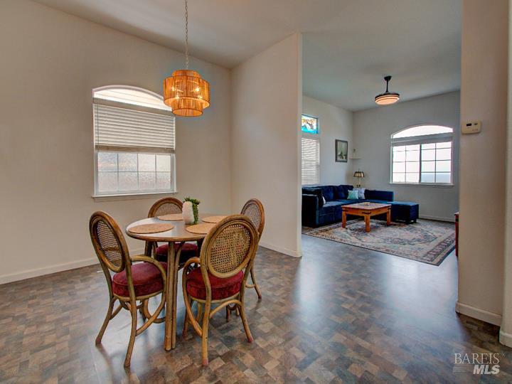 Detail Gallery Image 7 of 39 For 924 Glass Beach Dr, Fort Bragg,  CA 95437 - 3 Beds | 2/1 Baths