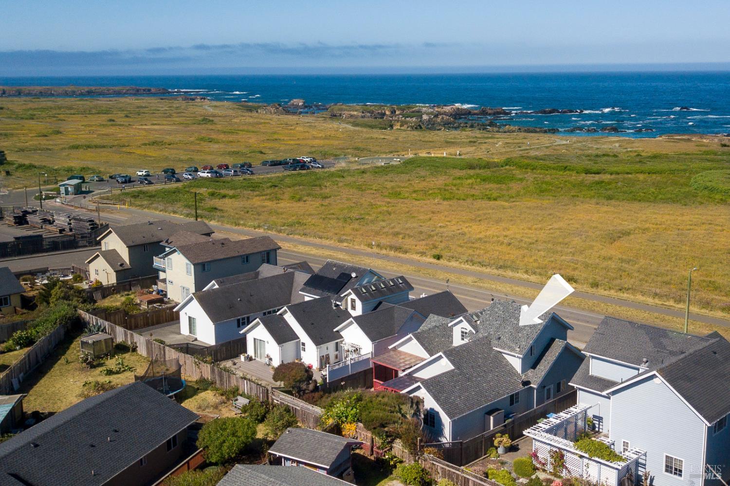 Detail Gallery Image 35 of 39 For 924 Glass Beach Dr, Fort Bragg,  CA 95437 - 3 Beds | 2/1 Baths