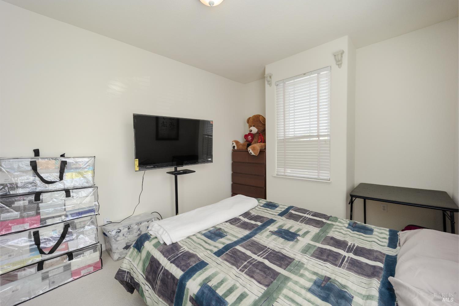 Olivewood Lane, Vallejo, California image 28