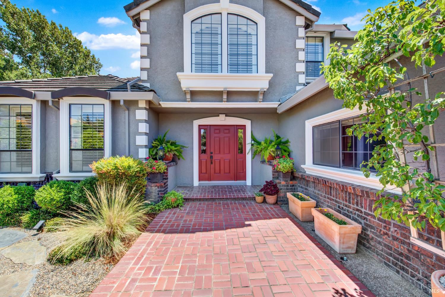 Detail Gallery Image 10 of 91 For 1797 Kolob Dr, Fairfield,  CA 94534 - 5 Beds | 3 Baths