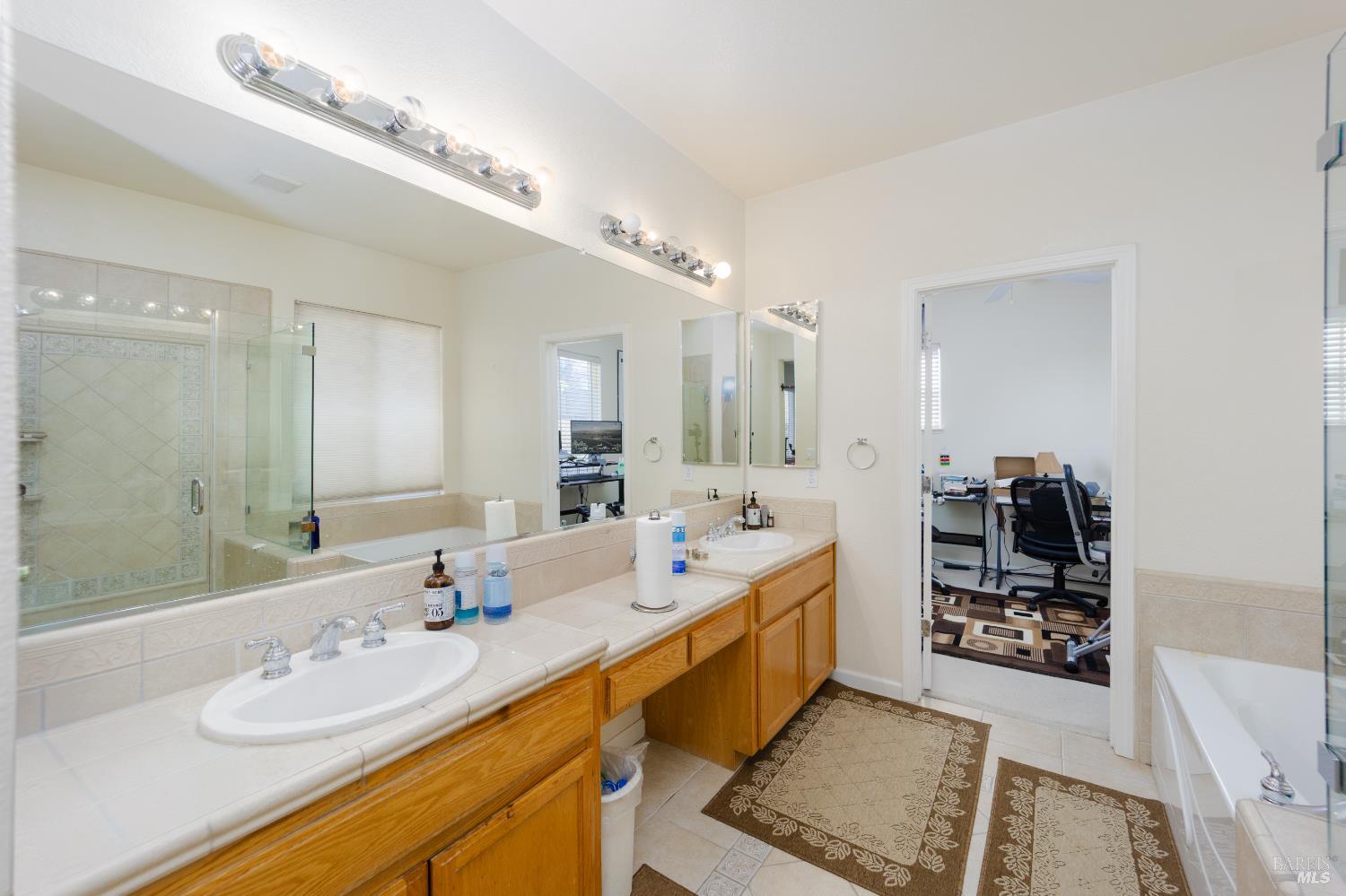 Olivewood Lane, Vallejo, California image 23