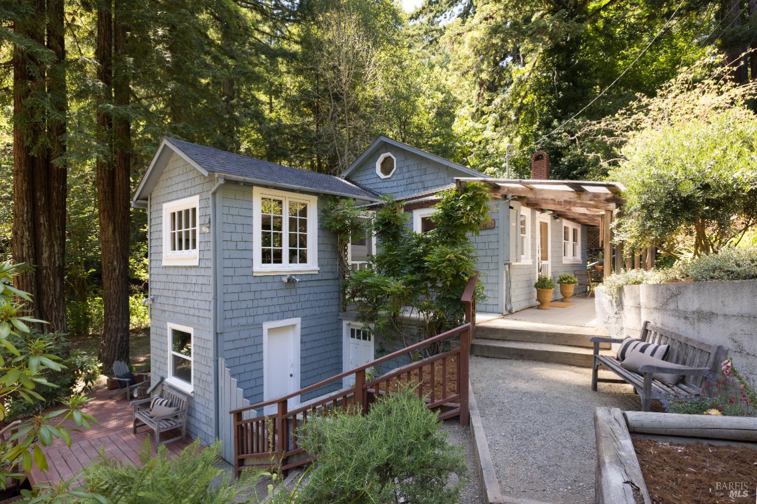 Detail Gallery Image 3 of 32 For 2770 Bohemian Hwy, Occidental,  CA 95465 - 2 Beds | 2 Baths